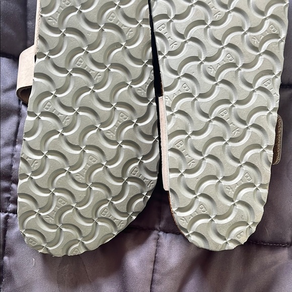 Birkenstock Gizeh Big Buckle Soft Footbed Dove Gray Excellent Condition - Picture 14 of 14